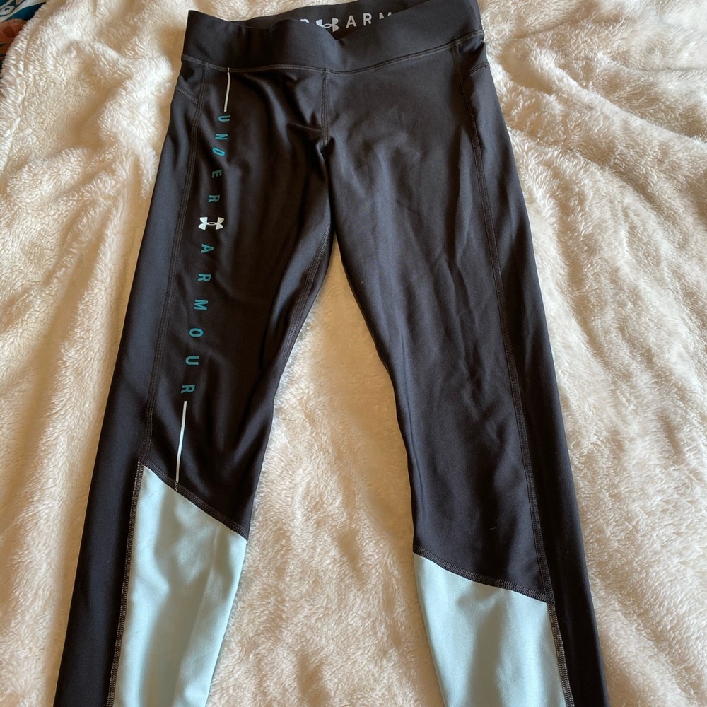 WOMENS UNDER ARMOUR LEGGINGS
